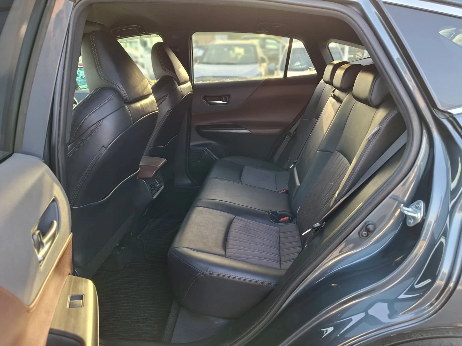Toyota Harrier 2021 — miniature 16