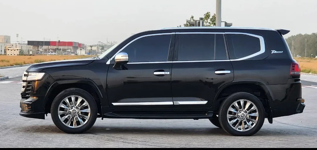 Toyota Land Cruiser LC300 2024 — miniature 7