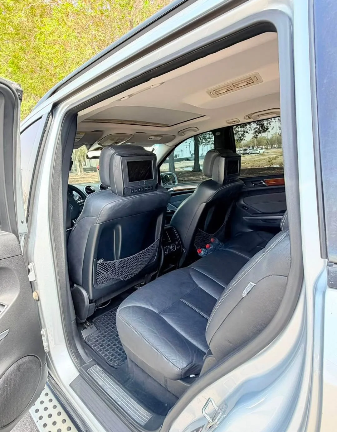 Mercedes Benz GL450 2010 — miniature 4