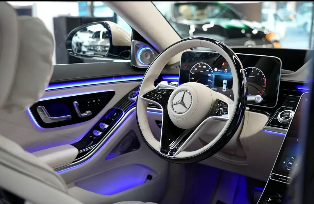 Mercedes-Benz Classe S Maybach 2024 — miniature 7