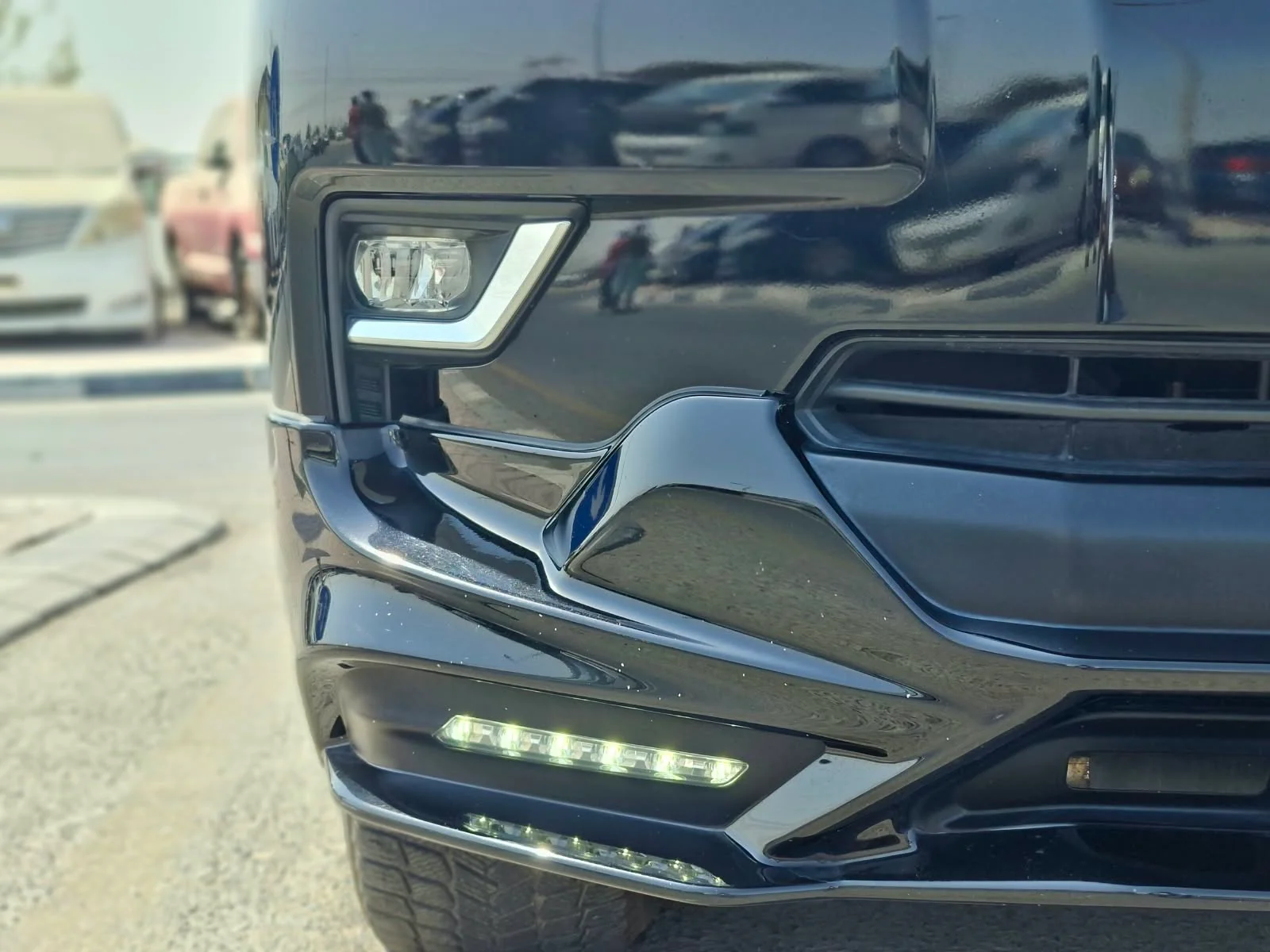 TOYOTA PRADO 2019 — miniature 4