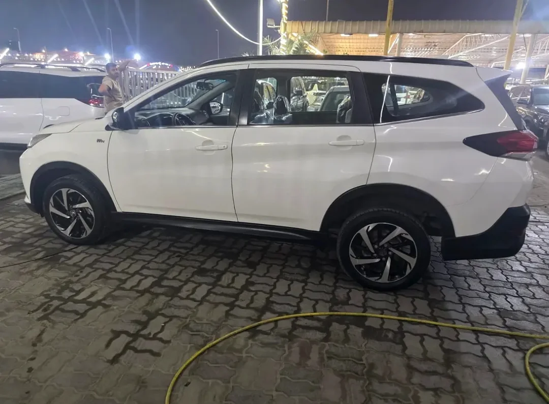 TOYOTA RUSH 2019 — miniature 7