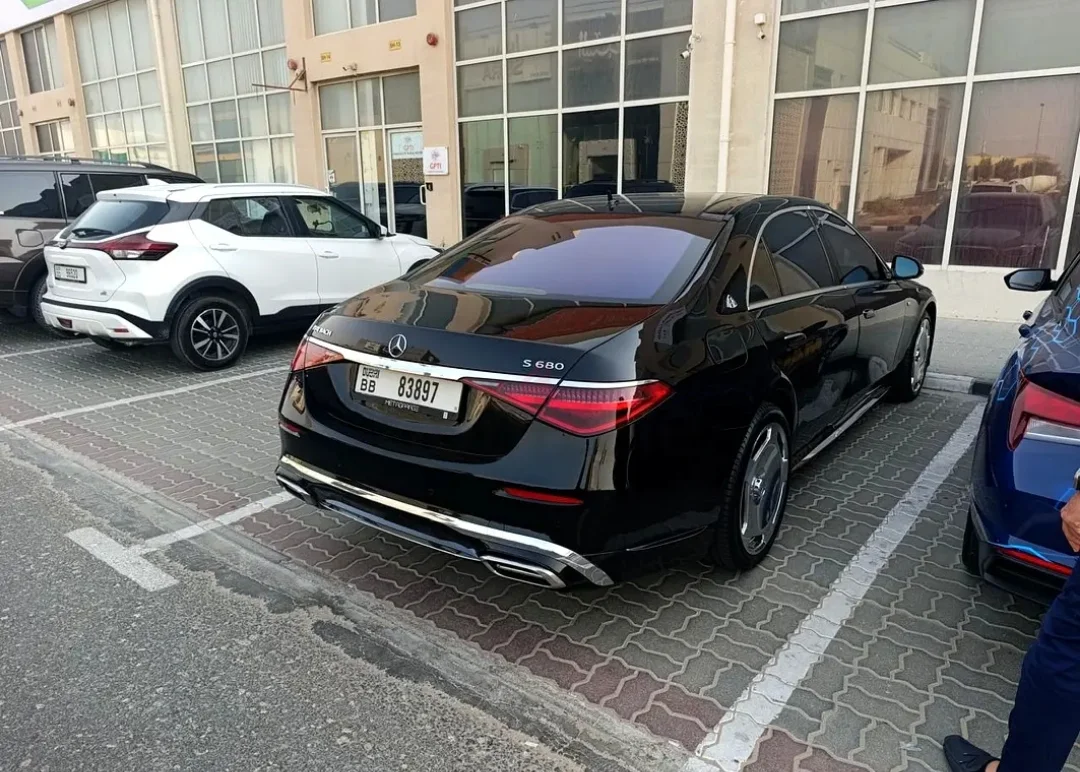Mercedes-Benz Classe S Maybach 2024 — miniature 3