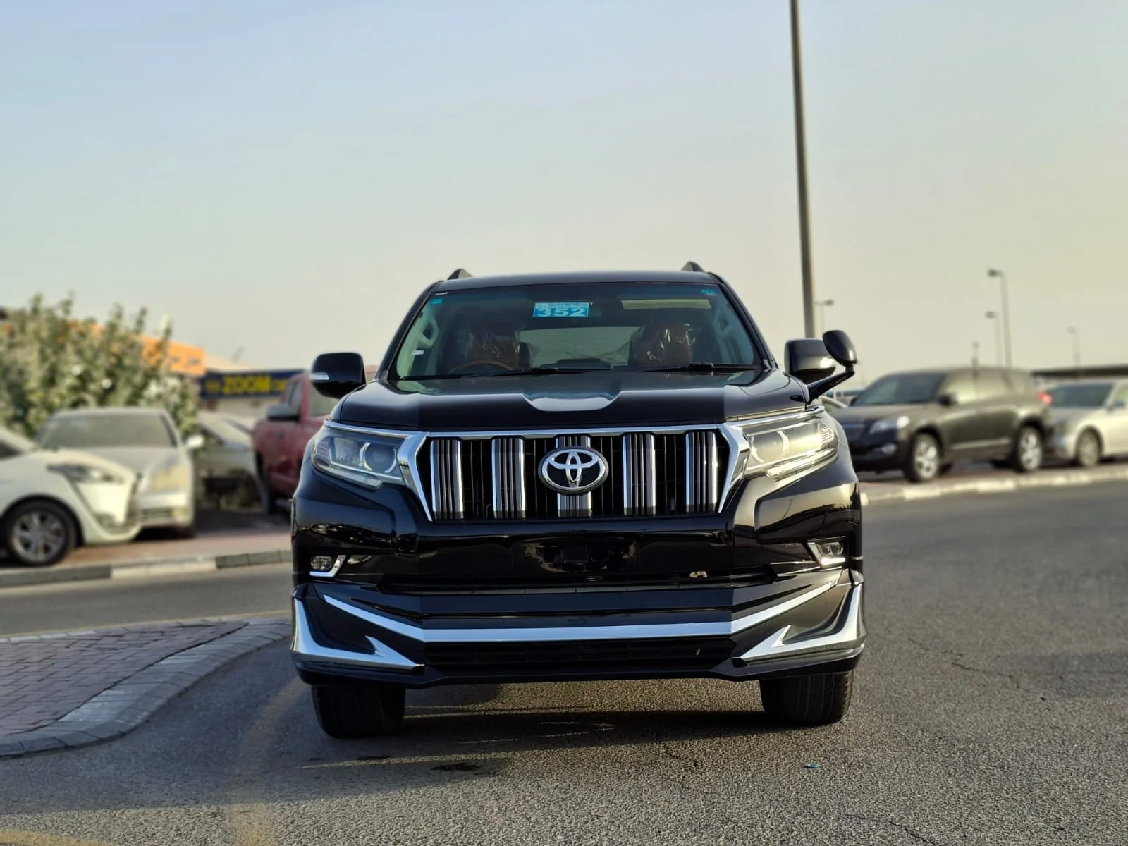 TOYOTA Prado 2012 — miniature 5