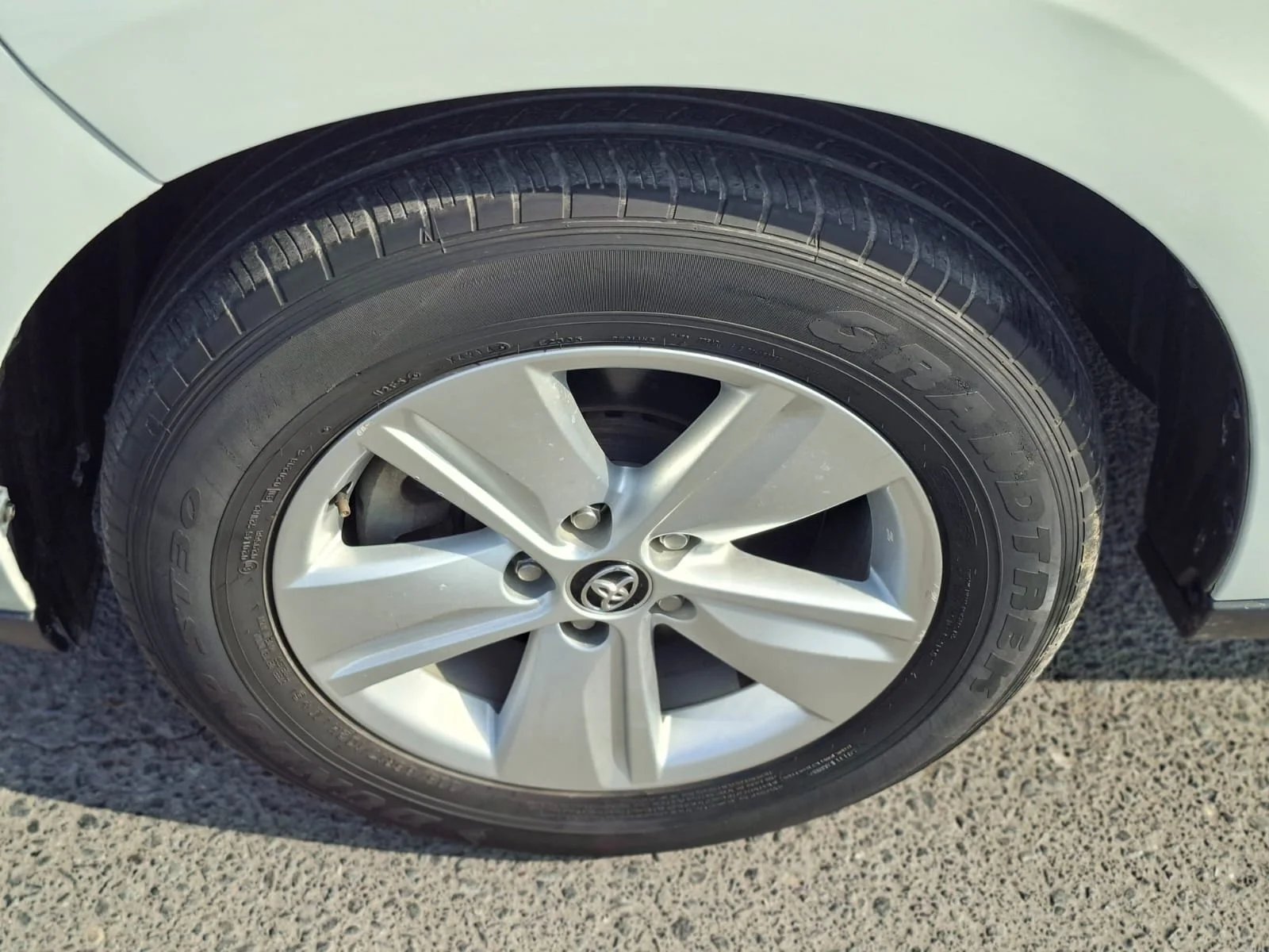 Toyota Harrier 2019 — miniature 18